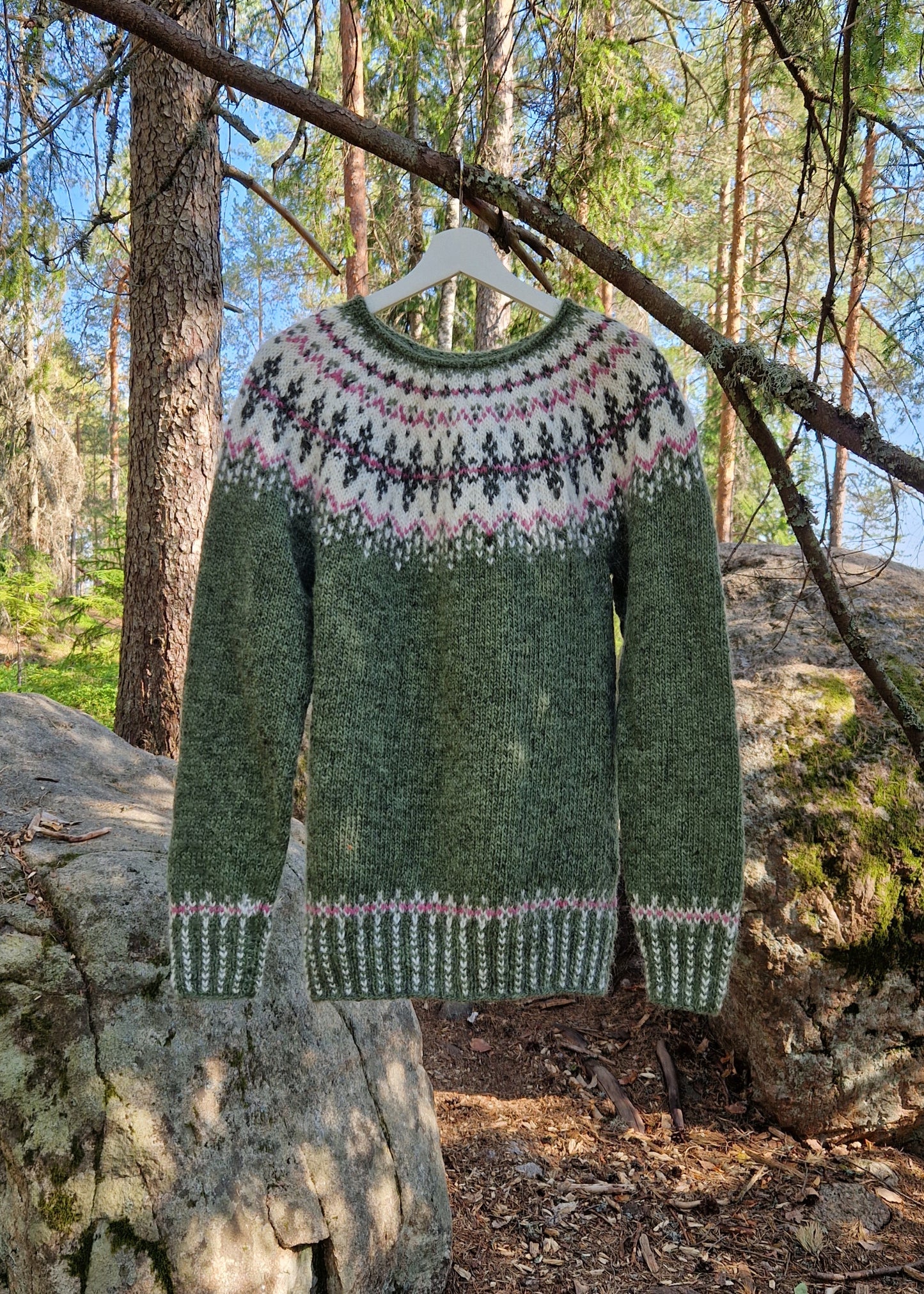 VANAMO / VANAM Stickanvisningar på svenska / Ruotsinkielinen neuleohje