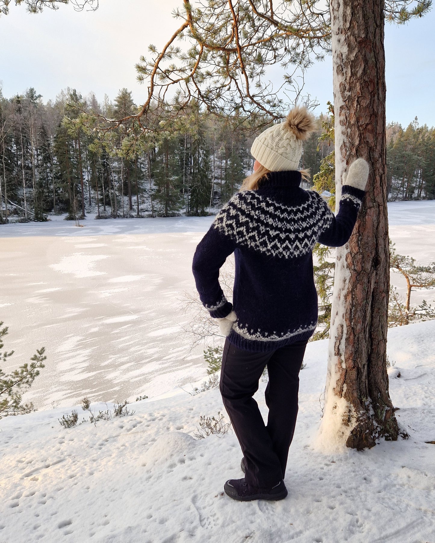 RIITE / SLEET Sweater guide / Englannin kielinen PDF ohje