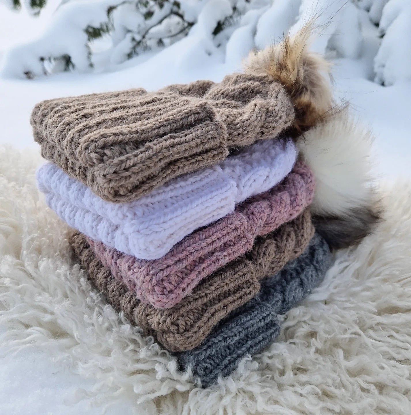 YLLÄS PIPO Suomenkielinen neulontaohje / FIN