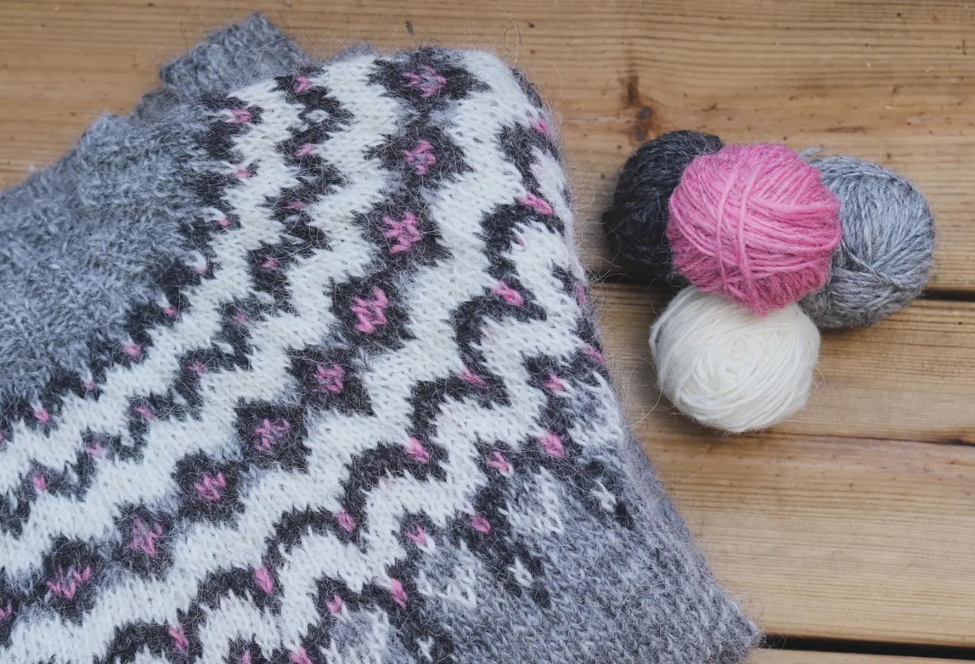 SAANA Suomenkielinen neuleohje (FIN)