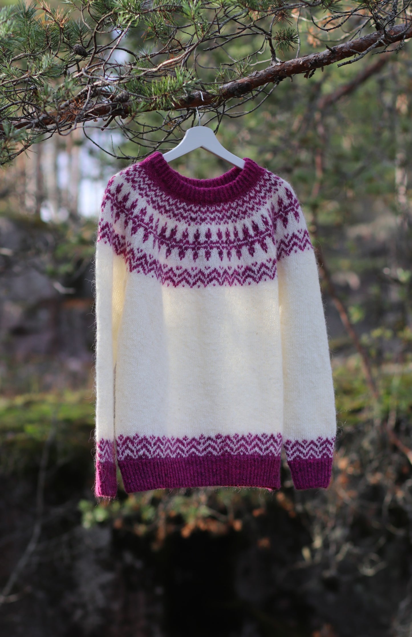 LUOSTO Suomenkielinen neuleohje / FIN