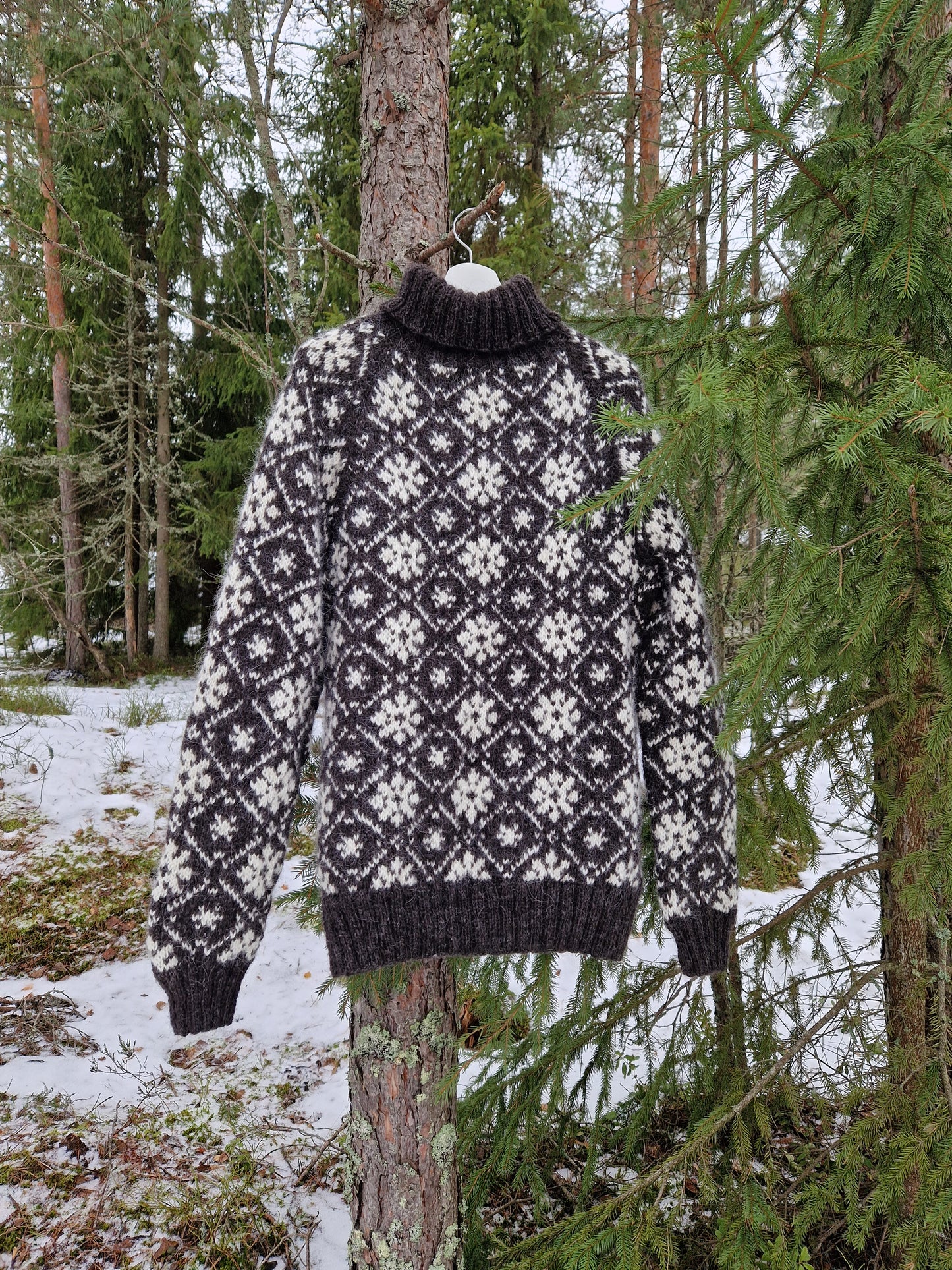 JÄÄKUKKA Suomenkielinen neuleohje / FIN