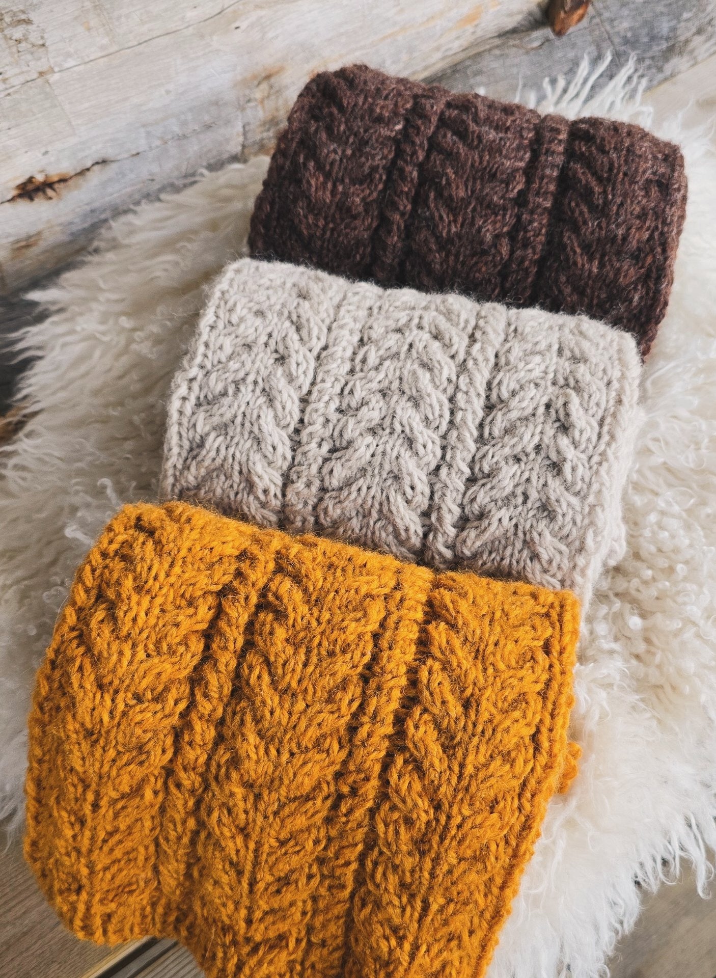 HILHA ASUSTEET / Pipon, lapasten, kaulaliinan ja säärystimien Suomenkielinen ohje / FIN