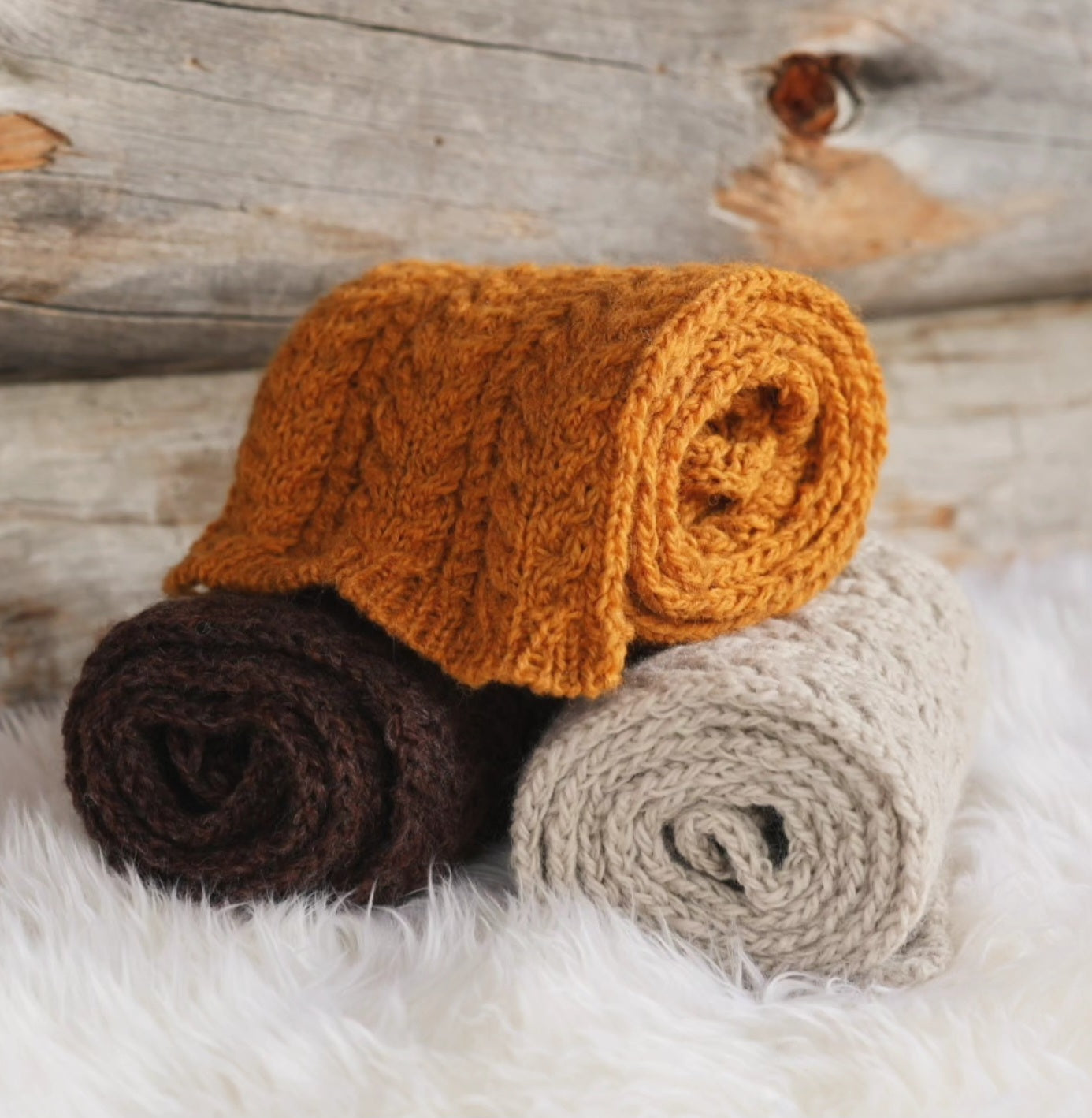 HILHA ASUSTEET / Pipon, lapasten, kaulaliinan ja säärystimien Suomenkielinen ohje / FIN