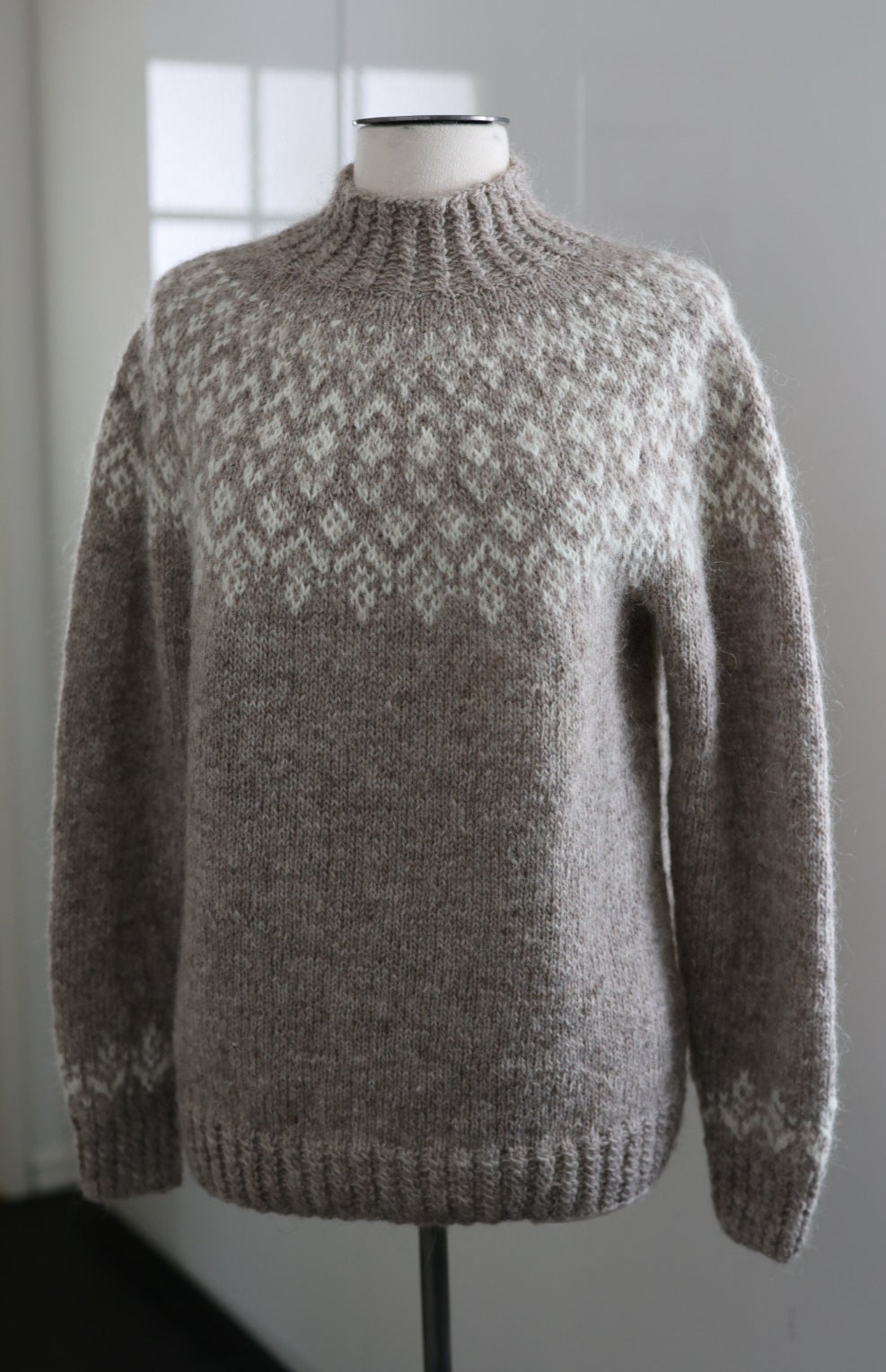 KORU Suomenkielinen neuleohje / FIN