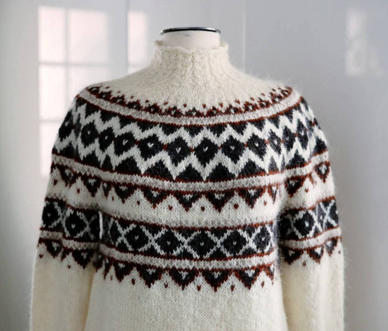 SELENE Suomenkielinen neuleohje / FIN