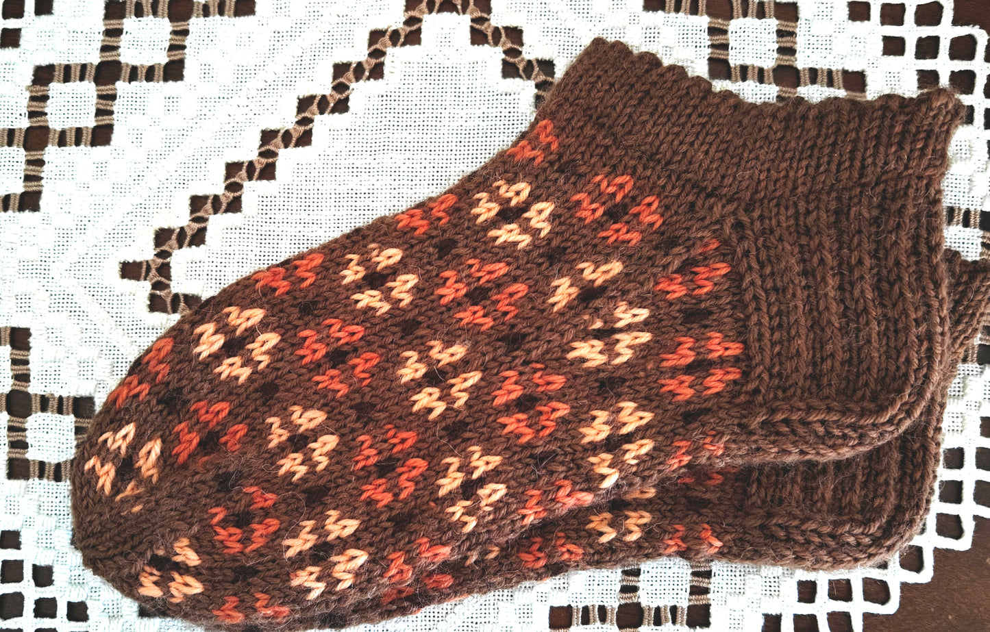 KESÄNIITTY / SUMMER MEADOW sock guide (ENG) / Englanninkielinen ohje
