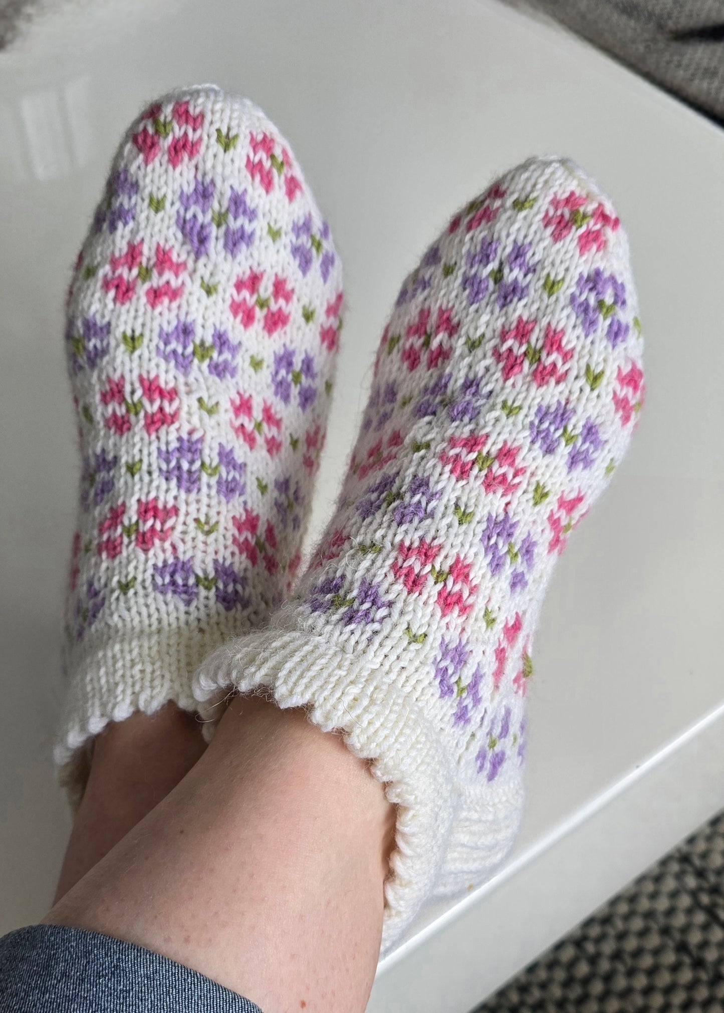 KESÄNIITTY / SUMMER MEADOW sock guide (ENG) / Englanninkielinen ohje